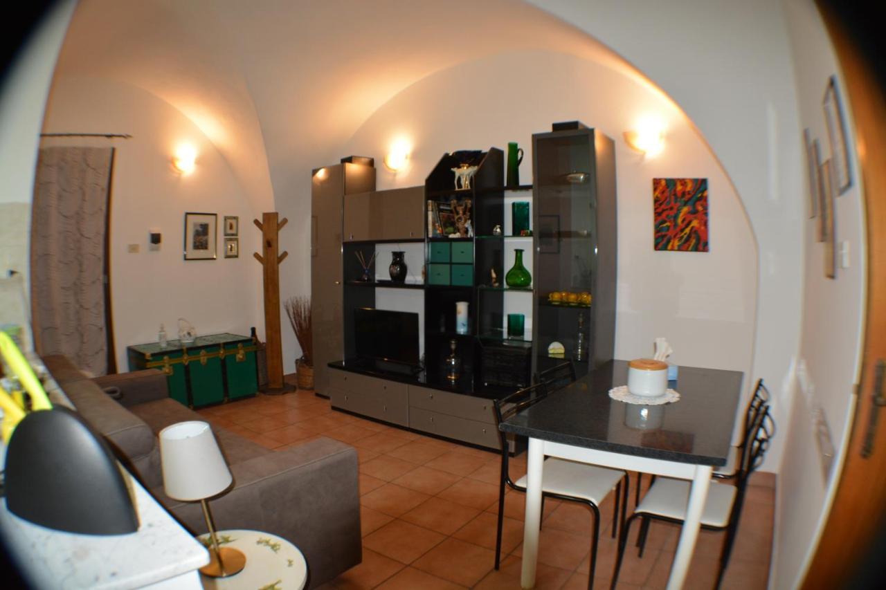 Casa Romeo Villa Adrano Eksteriør bilde