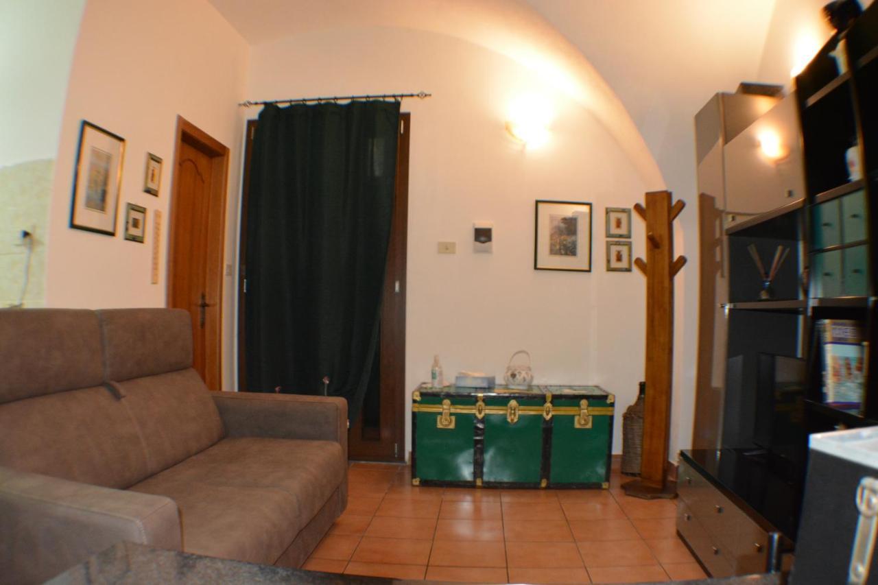 Casa Romeo Villa Adrano Eksteriør bilde